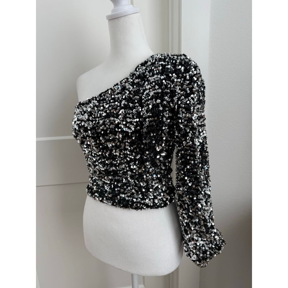 Mi Ami One Shoulder Long‎ sleeve Sequin Blouse Silver Metallic Side Zip Small